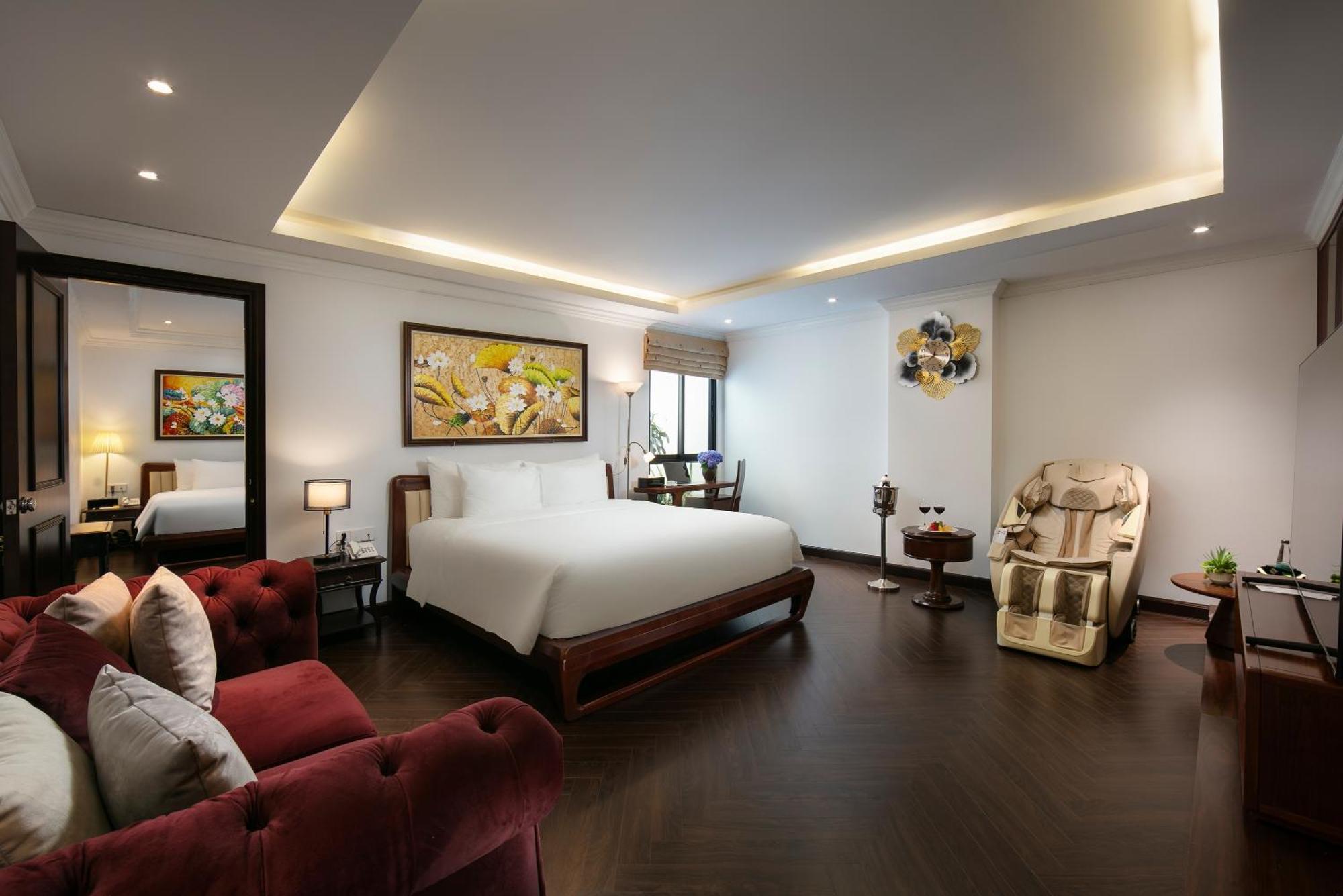 May De Ville Crown Hotel Hanoi Bagian luar foto